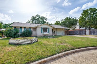 329 N Brighton Avenue, Dallas TX 75208 - Photo 3