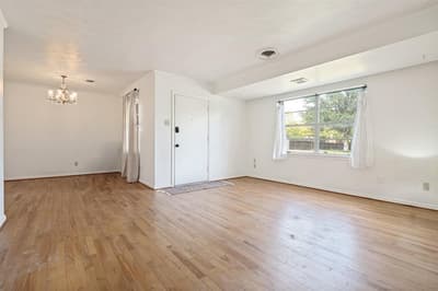 329 N Brighton Avenue, Dallas TX 75208 - Photo 5