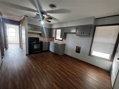 600 E 5th Street, Ferris TX 75125 - Photo 4