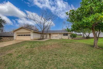 1218 Northwood Drive, Commerce TX 75428