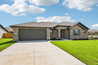 119 Annabelle Street, Cleburne TX 76031 - Photo 2