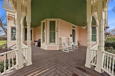 306 E Tarrant Street, Bowie TX 76230 - Photo 4