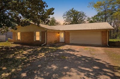 227 CR 2425, Mineola TX 75773 - Photo 2
