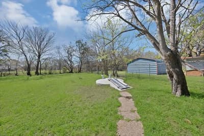 3005 Maple Avenue, Greenville TX 75402 - Photo 4
