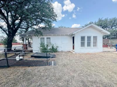 3410 Austin Avenue, Brownwood TX 76801 - Photo 3