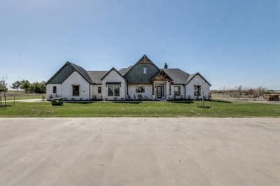 820 Evergreen Way, Nevada TX 75173