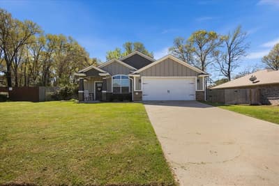 307 Mission Crest Circle, Lindale TX 75771 - Photo 2