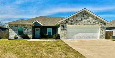 3828 Skylane Avenue, Corsicana TX 75110