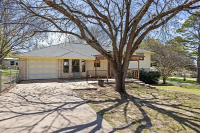 1701 Hitching Post Road, Granbury TX 76049 - Photo 2