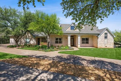 2306 Winton Terrace Court, Granbury TX 76048 - Photo 4