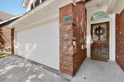 200 Morning Star Court, Irving TX 75063 - Photo 3