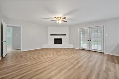 7821 Regency Lane, Fort Worth TX 76134 - Photo 4