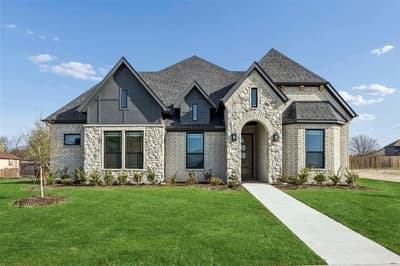1929 Comanche Drive, DeSoto TX 75115