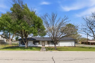 102 James Boulevard, Early TX 76802