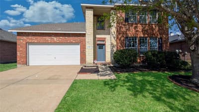 523 Zachum Drive, Arlington TX 76002 - Photo 2