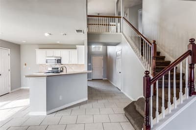 613 Prairie Gulch Drive, Fort Worth TX 76140 - Photo 3