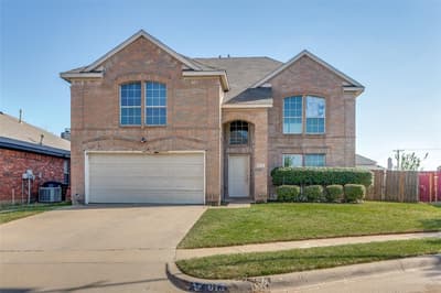 613 Prairie Gulch Drive, Fort Worth TX 76140
