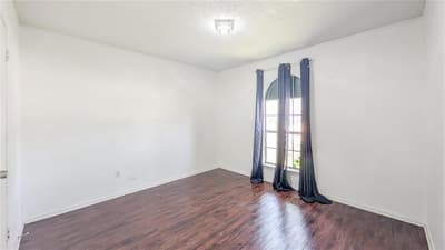 1107 Waverly Drive, Arlington TX 76015 - Photo 5