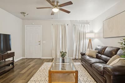 2710 Silkwood Street, Dallas TX 75215 - Photo 4