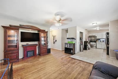 2647 Hearthstone Drive, Farmers Branch TX 75234 - Photo 4