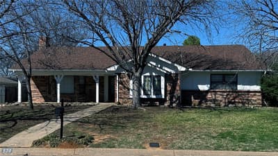 520 Baker Drive, Hurst TX 76054