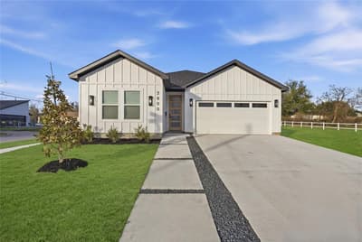 2800 Carter Street, Dallas TX 75210