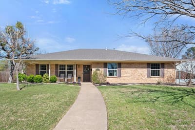 1415 Moss Rose Circle, Irving TX 75061