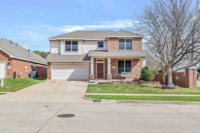 804 Ridge Point Drive, Grand Prairie TX 75052