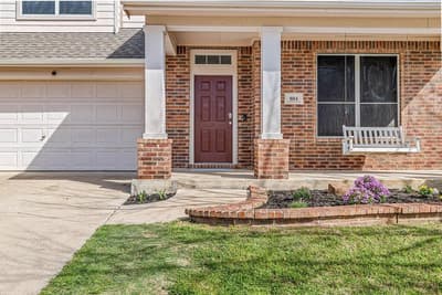 804 Ridge Point Drive, Grand Prairie TX 75052 - Photo 4