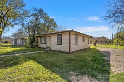 915 Faulkner Lane, Waco TX 76704 - Photo 4