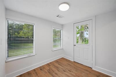 908 E Houston Street, Sherman TX 75092 - Photo 2