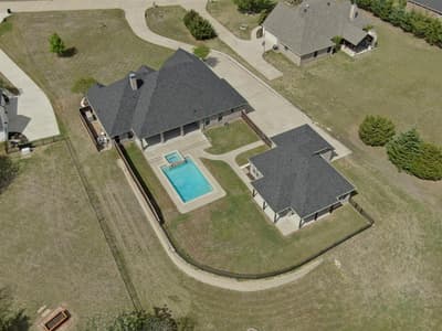 136 Sullivan Way, Waxahachie TX 75167 - Photo 2