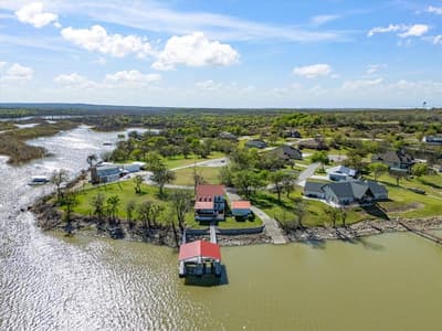 707 Marco Drive, Runaway Bay TX 76426