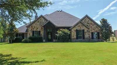 181 Fairview Court, Decatur TX 76234