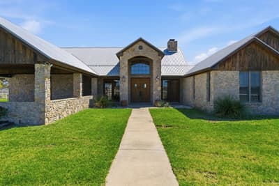 404 Private Road 1562, Stephenville TX 76401 - Photo 3