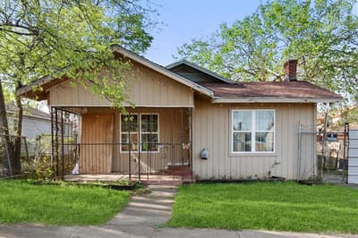 3708 Avenue M, Fort Worth TX 76105