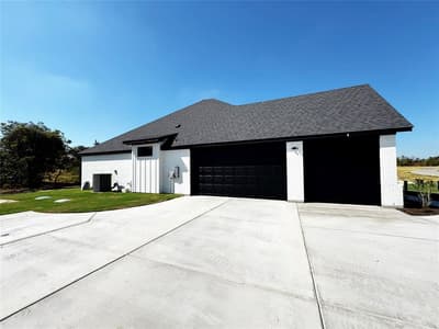 1098 Silver Sage Trail, Weatherford TX 76085 - Photo 3