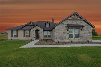 267 Meadow Vista Drive, New Fairview TX 76078