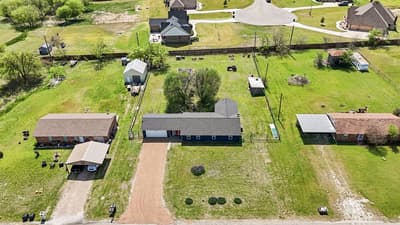 108 Paige Street, Weatherford TX 76088 - Photo 2