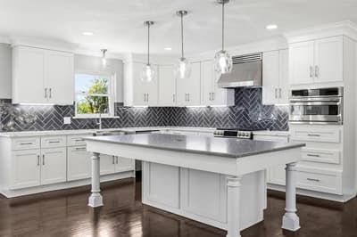 1636 W Red Bird Lane, Dallas TX 75232