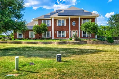 2508 Colt Lane, Crowley TX 76036