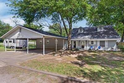 1529 Oak Shore Drive, Tool TX 75143