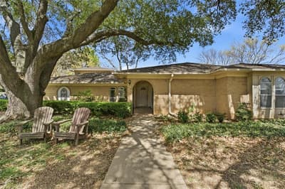 2326 Forest Hills Road, Grapevine TX 76051 - Photo 2
