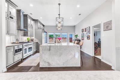 5607 Twin Brooks, Dallas TX 75252