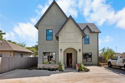 2700 S 2nd # J, Waco TX 76706