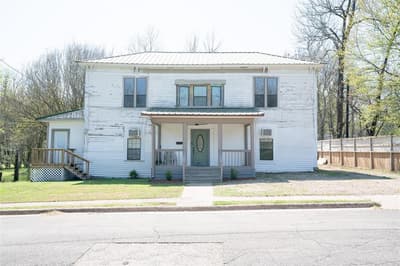 631 W Austin, Paris TX 75460