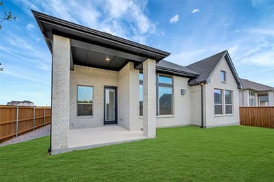 2809 Genuine Risk Court, Celina TX 75009 - Photo 2