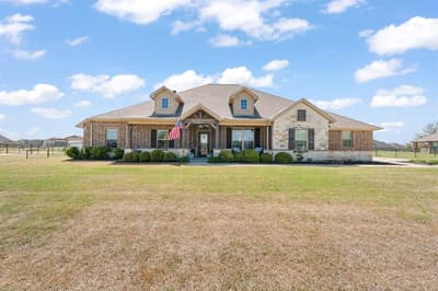 7925 Grassland Drive, Godley TX 76044