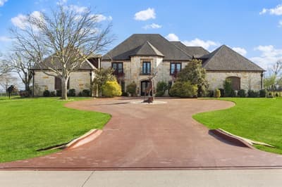 332 Sedona Falls Drive, Sunnyvale TX 75182
