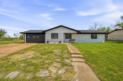 925 N Kirk Street, Hico TX 76457
